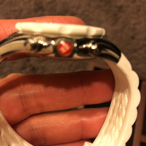 Watch - Picture 3 of 4